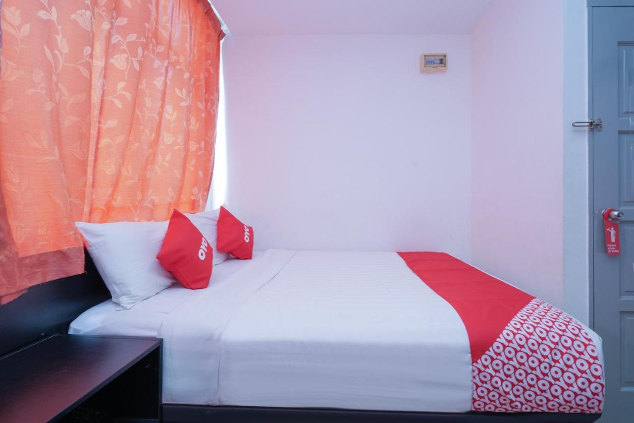 Oyo 90106 Sindbad Hotel Kuala Lumpur Exterior foto